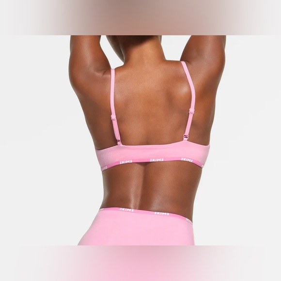 Skims Logo Bralette & Thong Bundle - Picture 5 of 13